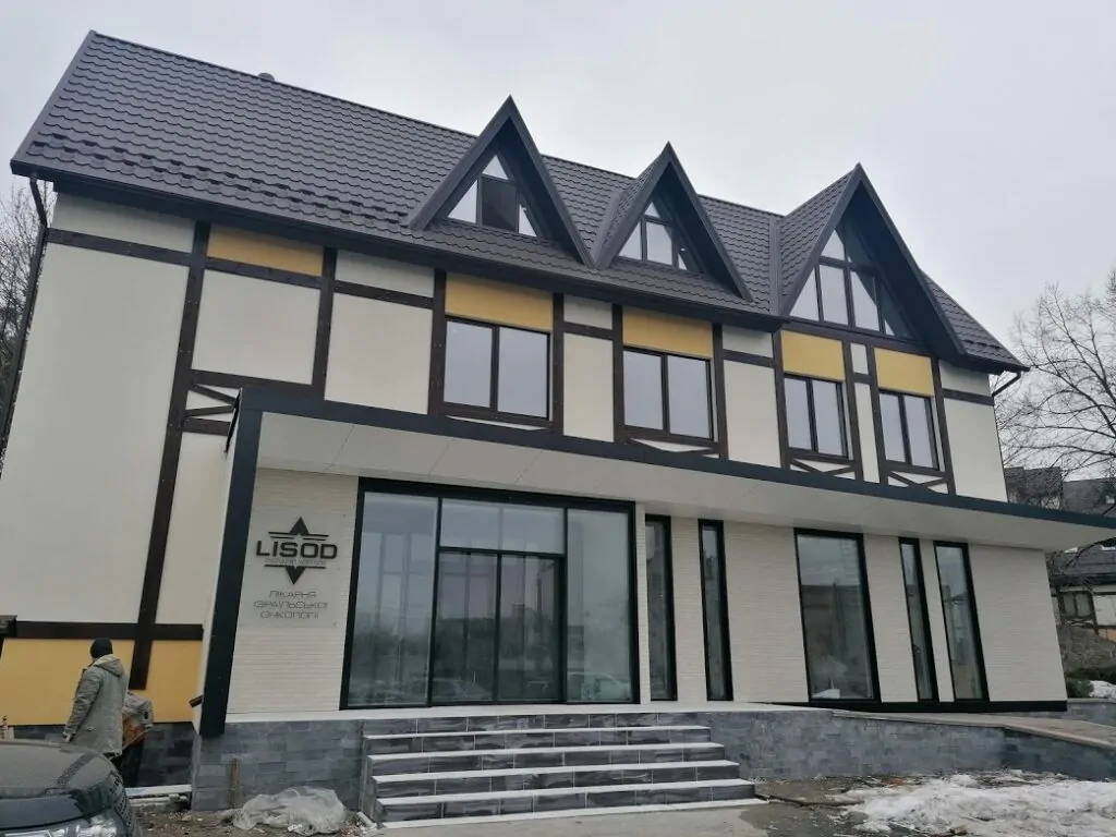 klinika lisod supersip 24 будівництво