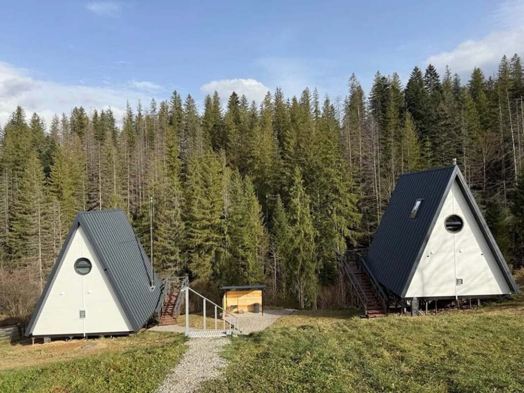 13 kopiya будівництво